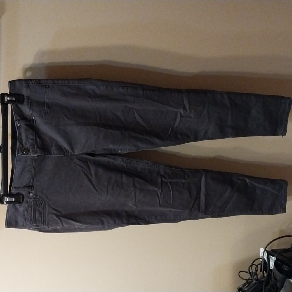 Maurices Grey Jeggings Size L
